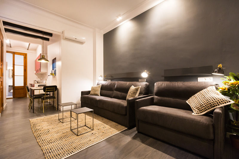 Apartment La Mare De Deu By The Streets *
