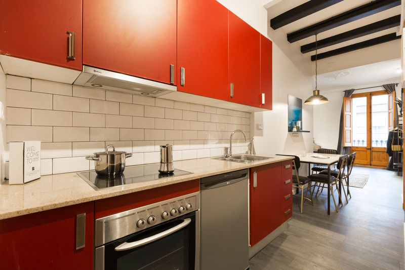 Apartment La Mare De Deu By The Streets